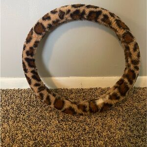 Steering wheel cover